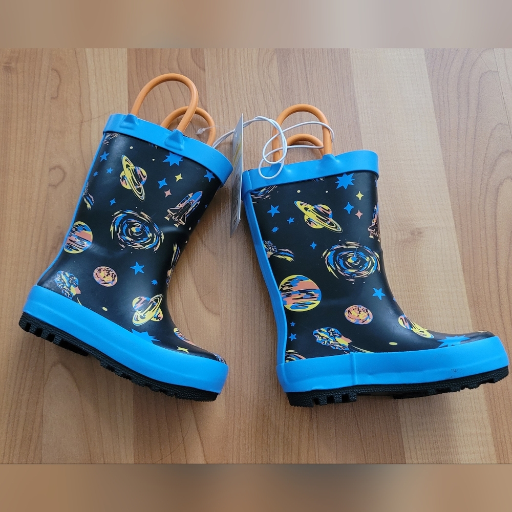 NWT Target Space Rain Rubber Boots  Boys Sz 5, Size 7 Navy W/planets, handles